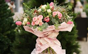 (P) Ghid pentru alegerea unui buchet de flori care impresionează
