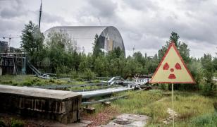 Atac rusesc asupra unei instalaţii nucleare critice din Cernobîl. Zelenski: Un atac extrem de josnic