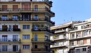 Țara în care românii vor să-și cumpere locuințe. Unele ajung să coste cât un apartament în România