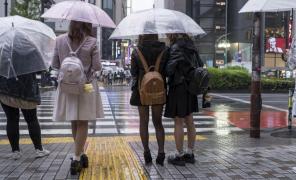Japonia vrea să reducă cifrele record ale sinuciderii infantile. Ce măsuri vor lua niponii