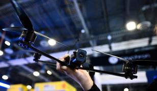 Germania cumpără 50.000 de drone pentru Ucraina, care pot lovi autonom ținte în mișcare