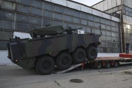 Trei directori ai companiilor de stat de armament, reţinuţi de DNA pentru luare de mită
