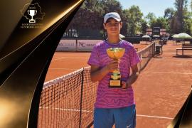 Ascensiune remarcabilă în tenisul mondial. Albert Ivan, jucătorul de 15 ani care învinge lideri europeni