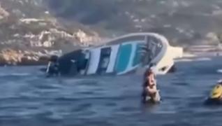 Iaht de lux de 9,1 milioane de dolari s-a scufundat în Sardinia. Proprietarul abia îl primise de patru zile