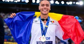 David Popovici intră în istorie. Câștigă a treia oară consecutiv titlul european la 200 m liber