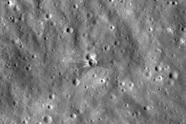 NASA dezvăluie imagini cu craterul lăsat de prăbuşirea unei rachete SpaceX pe Lună