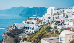 Zonele din Europa cu mai mulţi turişti decât locuitori. O ţară preferată de români conduce detaşat clasamentul