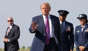Trump a redenumit Lacul Ontario în 