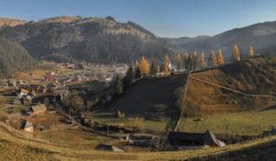 Satul din România unde trăiește Vlad Țepeș. Întrebarea pe care tânărul o primește mereu în străinătate
