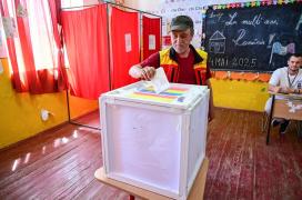 Cu cine ar vota românii dacă duminică ar avea loc Anticipate. SONDAJE comparative CURS-IRES-Avangarde