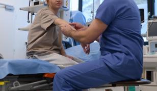 13 copii cu toxiinfecţie alimentară, după ce s-au cazat la o pensiune din Bihor. Doi au ajuns la spital