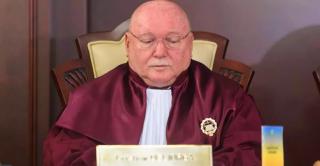 Judecătorul CCR Cristian Deliorga, chemat să de explicaţii în Senat pentru zborul privat spre Mykonos
