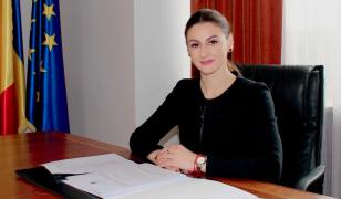 Cine este Andreea - Petronela Cîmpianu, deputata care a plecat din S.O.S. România la PNL