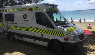Un bărbat de 82 de ani a murit după o bătaie pe plajă, în Grecia. Conflictul ar fi pornit de la un şezlong