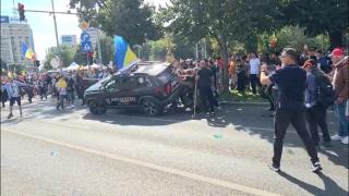 47 de manifestanţi violenţi de la protestul ciobanilor din Piaţa Victoriei au fost reţinuţi de procurori