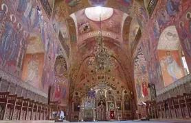 Calendar ortodox complet octombrie 2026. Când avem sărbători cu cruce neagră şi cruce roşie 