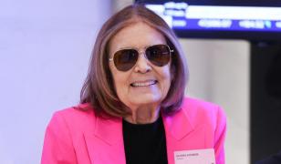 A murit scriitoarea şi jurnalista Gloria Steinem, o legendă a feminismului. Avea 92 de ani