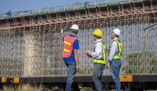 Italia caută mii de muncitori. Salariile depășesc 2.500 de € pe lună, iar firmele oferă ajutor pentru chirie