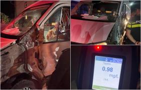 Un şofer de 50 de ani băut bine a intrat cu duba într-un stâlp de iluminat, apoi şi-a continuat drumul