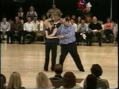 Video! Dansul lui i-a uimit pe toţi! Un grăsuţ din SUA a făcut show pe ring