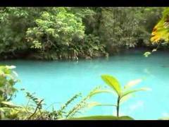 Acesta este Raiul! Secretul cascadei cu cea mai albastră apă din lume