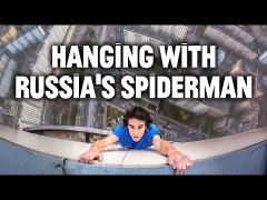 Cele mai periculoase selfie-uri din lume! Imaginile îţi taie răsuflarea