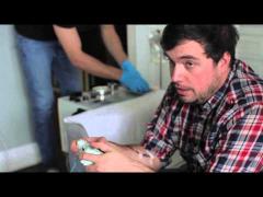 O invenţie SINISTRĂ! Dacă te joci, te GOLEŞTE de SÂNGE!