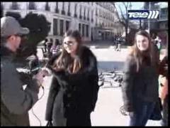 Video! Răspunsul românilor la întrebarea "Care este cel mai cald loc al femeii" te va face să râzi cu lacrimi