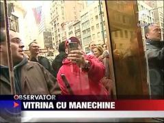 Vitrina cu manechine