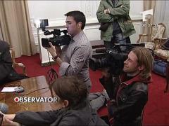 Spectator la  propriu rol