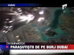 Parasutisti de pe Burh Dubai