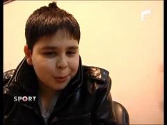 Bataie intre granzi pentru fratii Karamian!