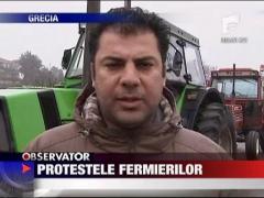 Fermierii blocheaza Grecia