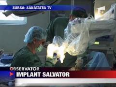 Operatie de implant auditiv la o fetita de doi ani