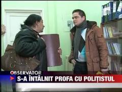 S-a batut profesoara cu politistul