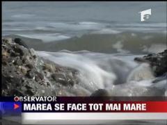 Marea Neagra mananca plajele