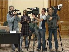 Premierul i-a amenintat pe ministrii