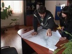 Scandal pe trei stalpi de electricitate