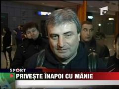 Priveste inapoi cu manie