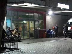 Medic injunghiat de pacient