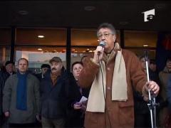 Solomon mai asteapta