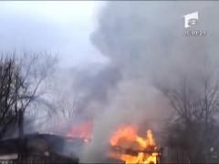 Gospodarii mistuite! Foc langa butelii!