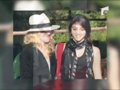 Madonna intra in afaceri alaturi de fiica ei