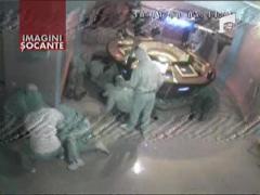 Bataie ca-n sapte pacate - IMAGINI SOCANTE