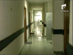 Femeia care s-a prabusit la locul de munca a murit aseara