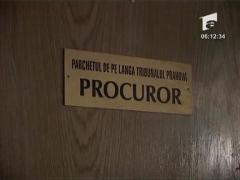 17 falsificatori de carduri, retinuti