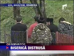 Biserica lovita de un trasnet