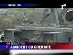 Masina strivita de o stanca uriasa