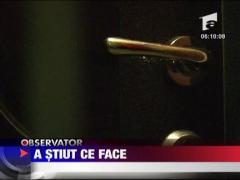 L-a injunghiat de 70 de ori, dar stia ce face!