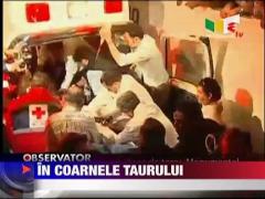 Toreador spaniol ranit de un taur IMAGINI SOCANTE